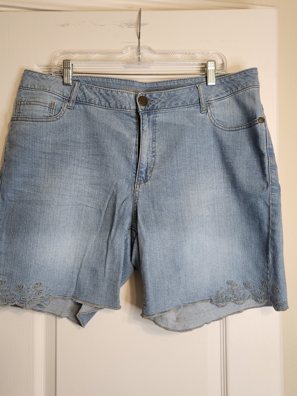 Avenue Light Blue Denim Shorts with Scalloped Embroidered Hem